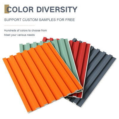 8.5mm het Houten Plastic Comité van de Traliewerkwpc Gecanneleerde Muur Geen Waterdichte Verf