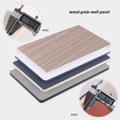 Waterdichte en schimmelbestendige platte houtnerf 1220 mm decoratieve PVC Wallboard wandpanelen